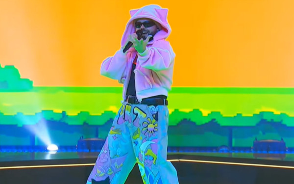 Eurovision 2026: Ο Akylas βρέθηκε στο San Marino και τραγούδησε το «Ferto» (βίντεο)