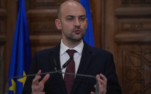 Σε ετοιμότητα η Γαλλία να συμμετάσχει στις επιχειρήσεις των ΗΠΑ και του Ισραήλ κατά του Ιράν