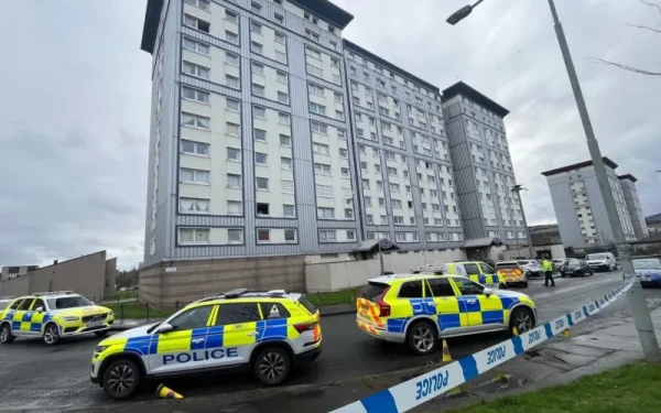 Άνδρας μαχαίρωσε πολλούς ανθρώπους στο Εδιμβούργο