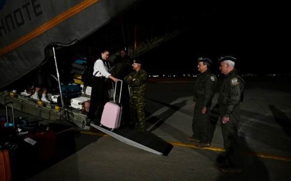 Μέση Ανατολή: 315 Έλληνες έχουν επαναπατριστεί - Η ανακοίνωση του υπουργείου Εξωτερικών