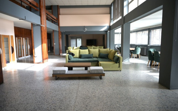 Θεσσαλονίκη: Νέα όψη για τις φοιτητικές εστίες του ΑΠΘ - Δωρεά εξοπλισμού από τη HELLENiQ ENERGY