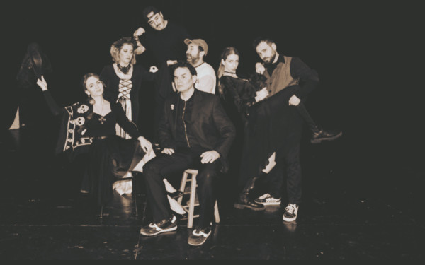 Θεσσαλονίκη: Η μαύρη κωμωδία «Σας ευχαριστώ που αυτοκτονείτε» στο θέατρο Σοφούλη