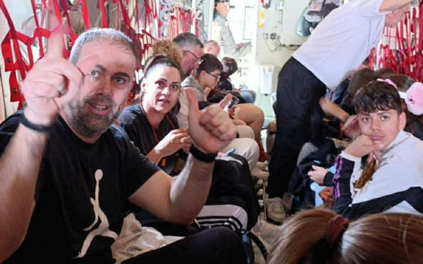 Μπάσκετ: Επιστρέφουν με C-130 οι 13 γονείς-συνοδοί της αποστολής μπάσκετ του Άρη (βίντεο)