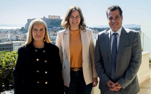 Ελληνοαυστριακό «μέτωπο» για το Μεταναστευτικό: Φόβοι για νέα κύματα λόγω της κρίσης στο Ιράν