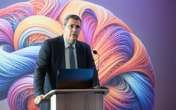 Η διαδρομή ενός Έλληνα ιατρού από το Brain Drain στο Brain Regain