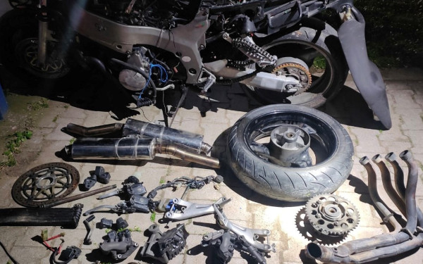 Κιλκίς: Έκλεψαν και αποσυναρμολόγησαν μοτοσυκλέτα