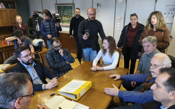 ΔΕΘ-δημοψήφισμα: Ο κίνδυνος ενός νέου «εμφυλίου» και ο μόνος τρόπος για να αποφευχθεί