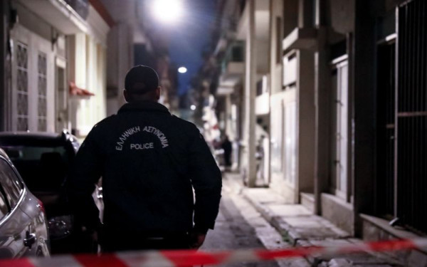 Τραγωδία στον Κολωνό: 31χρονη έγκυος βρέθηκε νεκρή στο διαμέρισμά της - Προσήχθη ο σύζυγός της