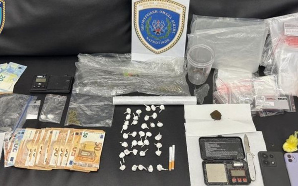 Έφοδος του λιμενικού σε 2 σπίτια στην Αθήνα - Βρήκαν κάνναβη και κοκαΐνη