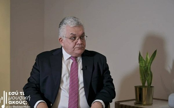 Νίκος Παπαϊωάννου για το κηδειόσημο με το πρόσωπό του: Στεναχωρήθηκα, αγχώθηκα και σκέφτηκα αμέσως τα παιδιά μου (βίντεο)