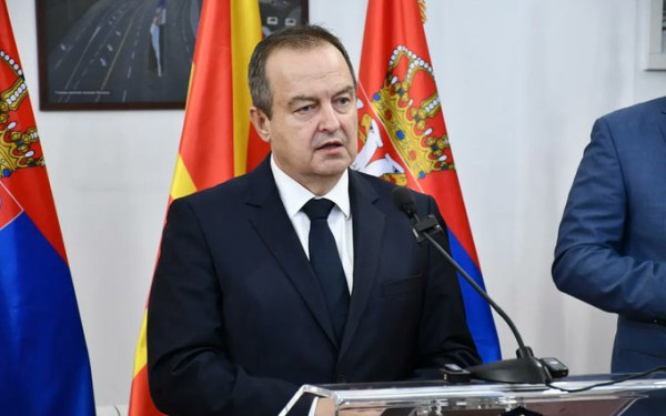 Σε κρίσιμη κατάσταση νοσηλεύεται ο Σέρβος υπουργός Εσωτερικών Ίβιτσα Ντάτσιτς