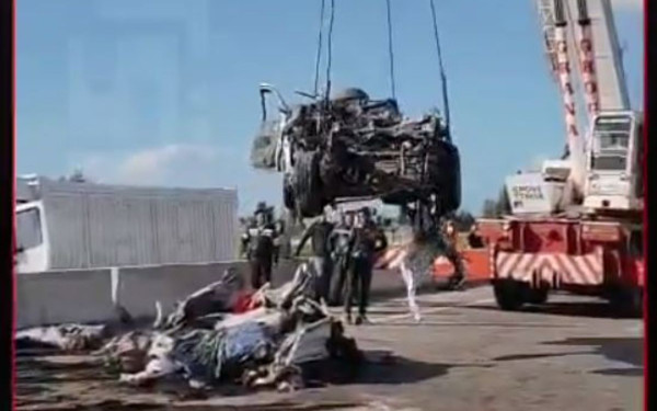 Τραγωδία στην Αίγυπτο: Τουλάχιστον 18 νεκροί σε σύγκρουση λεωφορείου με φορτηγό