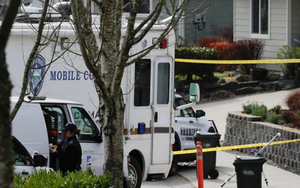 ΗΠΑ: Σοκαριστική επίθεση με μαχαίρι στο Σιάτλ - Τέσσερις νεκροί, ανάμεσά τους ο δράστης (βίντεο)