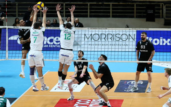 Βόλεϊ: Μισή δουλειά ο ΠΑΟΚ, 3-2 τον Παναθηναϊκό στην Πυλαία (βίντεο)