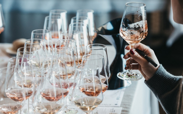 Θεσσαλονίκη: Το κρασί και το απόσταγμα που «κέρδισαν» τους κριτές στον 26ο διαγωνισμό «Thessaloniki Wine & Spirits Trophy»