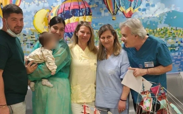 Ζάκυνθος: Νίκησε τον θάνατο το βρέφος 5 μηνών με μηνιγγίτιδα – Βγήκε από τη ΜΕΘ μετά από 11 ημέρες