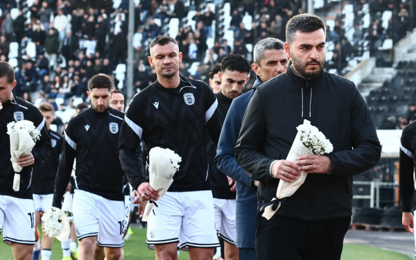 «Κλέο ζεις, για πάντα ΠΑΟΚτσής»: Το σύνθημα που δόνησε την Τούμπα (βίντεο)