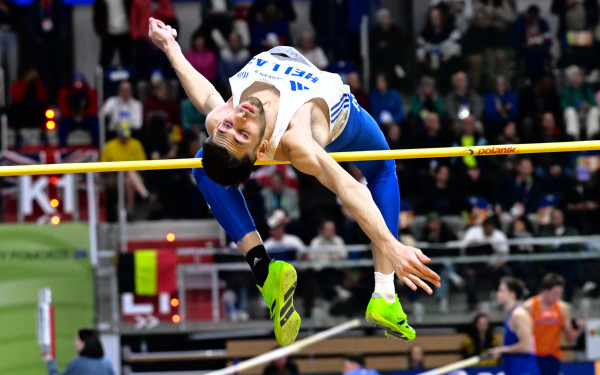 Παγκόσμιο κλειστού στίβου: Ξεκίνημα με μία 8η θέση και δύο αποκλεισμούς για την Ελλάδα στο Τόρουν (βίντεο)