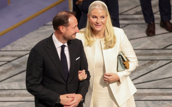 Πριγκίπισσα Μέτε-Μάριτ: «Μετάνιωσα για τη φιλία με τον Τζέφρι Έπστιν»