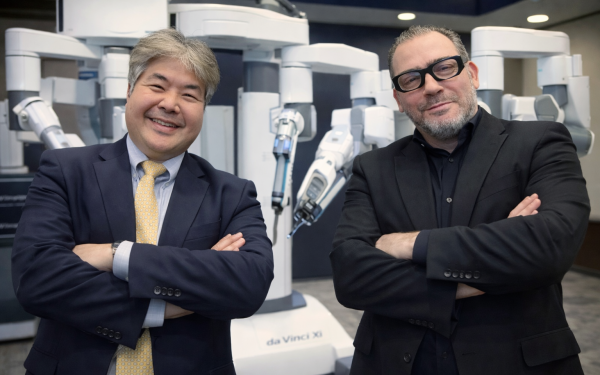 Πραγματοποιήθηκε η πρώτη ρομποτική διαστοματική επέμβαση θυρεοειδούς στην Ελλάδα