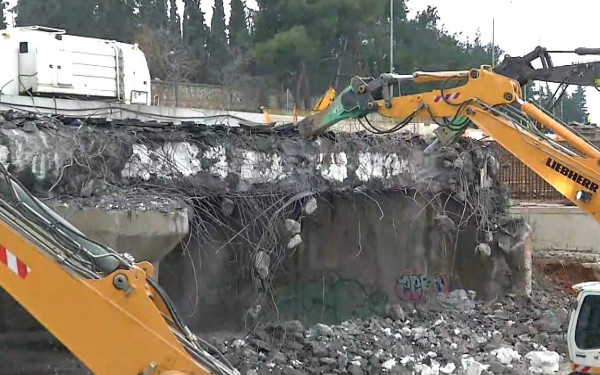 Θεσσαλονίκη: Κατεδαφίζεται η γέφυρα του Αγίου Παύλου- Σε ποια σημεία της περιφερειακής αποκλείστηκε η κυκλοφορία