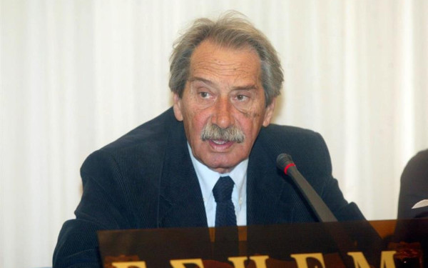 Αντίο δάσκαλε… Του Νίκου Ασλανίδη