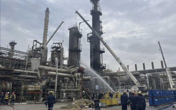 Κουβέιτ: Επίθεση με drones σε διυλιστήριο προκαλεί πυρκαγιές και διακοπές λειτουργίας