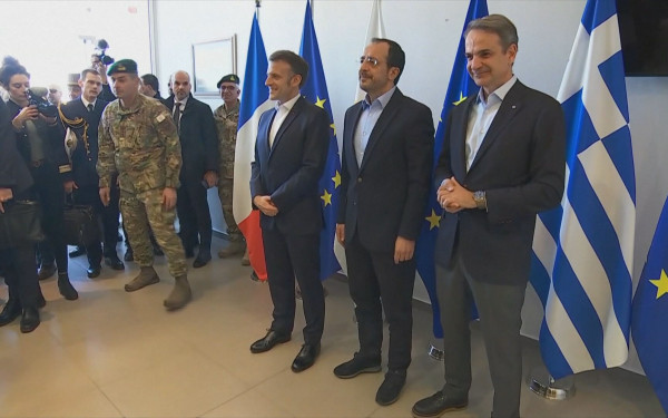 Δείτε live - Κύπρος: Σε εξέλιξη η τριμερής με Μητσοτάκη, Μακρόν και Χριστοδουλίδη