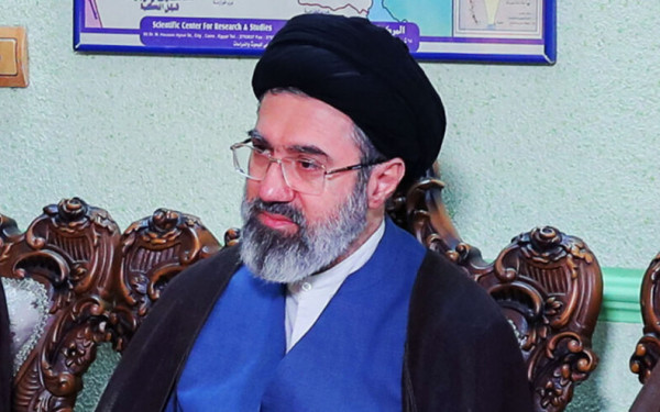 Η «κρυφή» αυτοκρατορία του Μοτζτάμπα Χαμενεΐ: Το Λονδίνο, οι offshore και το δάνειο με «ισραηλινό χρώμα»