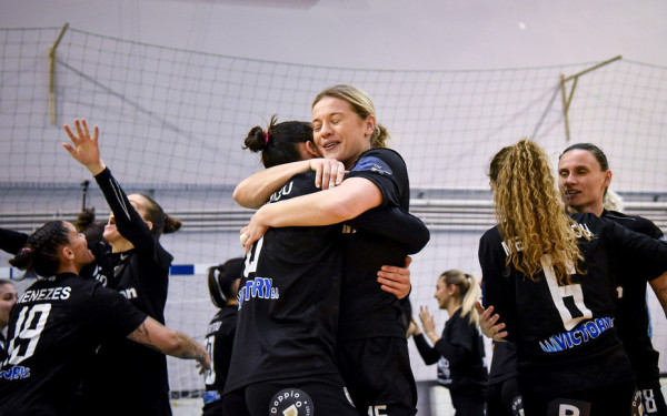 Χάντμπολ: Επέστρεψαν στον θρόνο τους οι γυναίκες του ΠΑΟΚ (βίντεο)