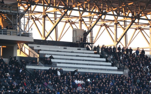 Θεσσαλονίκη: Στον εισαγγελέα οι οκτώ συλληφθέντες για το επεισόδιο κατά δημοσιογράφων στο γήπεδο της Τούμπας