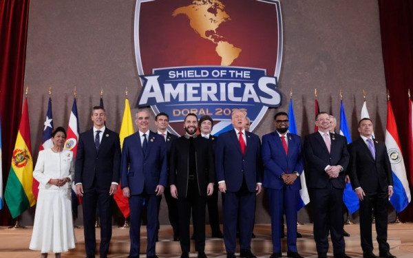 Ντόναλντ Τραμπ: Νέα στρατηγική για Ιράν, Κούβα και καρτέλ ναρκωτικών - Πυραυλική απειλή στην ατζέντα