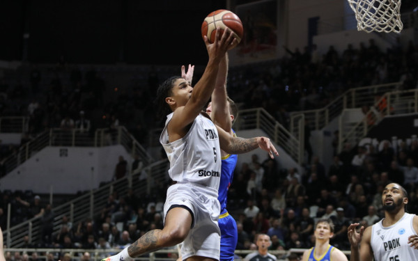 Μπάσκετ: Βήμα πρόκρισης στα ημιτελικά του Europe Cup ο ΠΑΟΚ με μαγικό Ταϊρί (βίντεο)