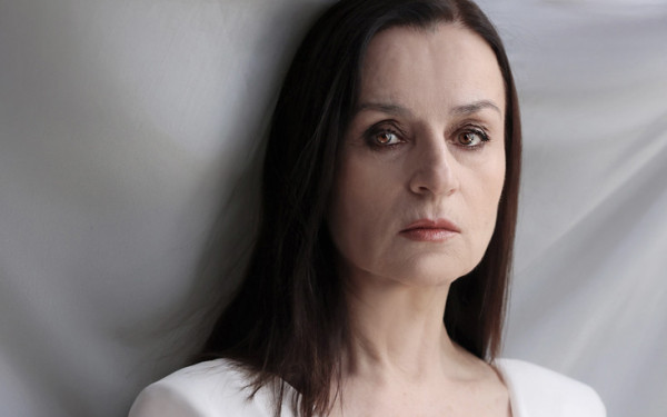 Θέατρο: Η Καρυοφυλλιά Καραμπέτη ενσαρκώνει ξανά τη «Μήδεια» - Το πρόγραμμα της περιοδείας