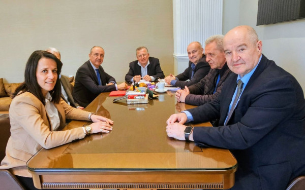 Συνάντηση Δημάρχου Κατερίνης με τον Θεόδωρο Καράογλου