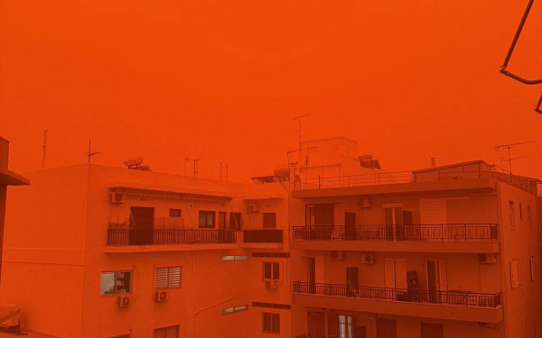 Στα... πορτοκαλί πολλές περιοχές της Κρήτης - Δείτε βίντεο