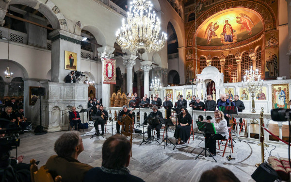 Λατρευτική Εβδομάδα: Μια μυσταγωγική βραδιά με τον Λουδοβίκο των Ανωγείων στον Άγιο Δημήτριο