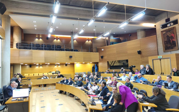 Θεσσαλονίκη: Απορρίφθηκε από το Δημοτικό Συμβούλιο το αίτημα για δημοψήφισμα