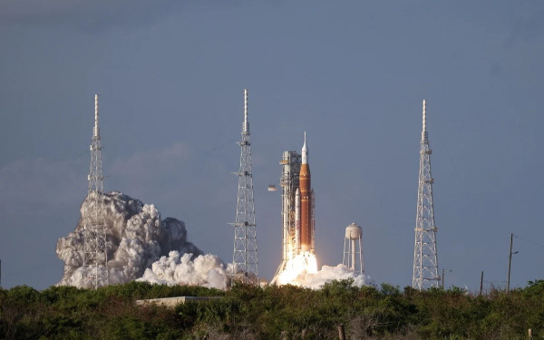 Εκτοξεύτηκε το Artemis II: Η επιστροφή της NASA στη Σελήνη μετά από μισό αιώνα - Εικόνες και βίντεο από το ιστορικό ταξίδι