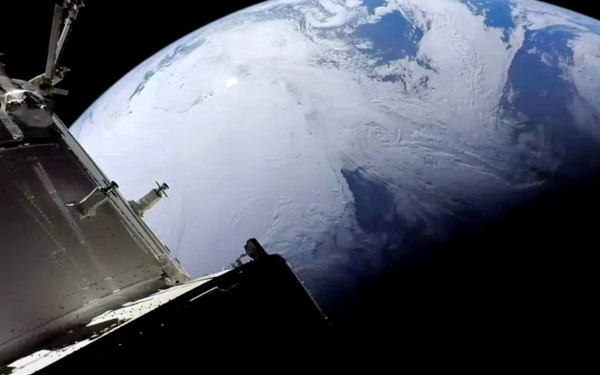 Αποστολή Artemis II: «Καληνύχτα Γη» – Η μαγεία της θέας, το μενού των 189 ειδών και το ελληνικό αποτύπωμα (βίντεο)