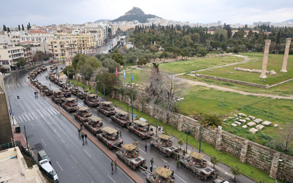 Αθήνα: Ξεκίνησαν οι εκδηλώσεις για την 25η Μαρτίου - Στις 11:00 η στρατιωτική παρέλαση