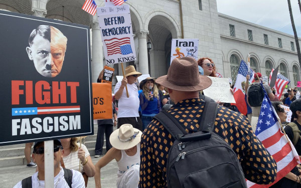 ΗΠΑ: 2 συλλήψεις για επίθεση σε ομοσπονδιακές δυνάμεις στο Λος Άντζελες