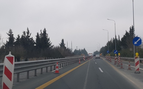 Κατολίσθηση στη Χαλκιδική - Πού έχει διακοπεί η κυκλοφορία