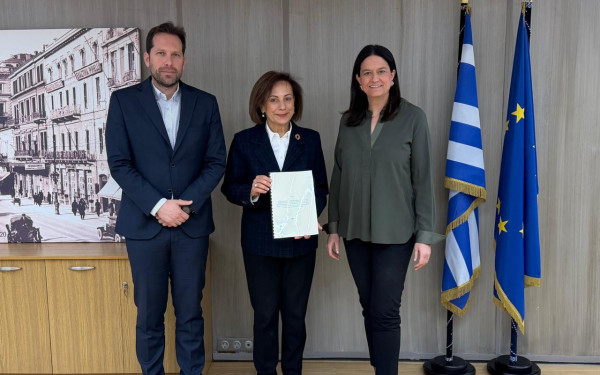 Ν. Κεραμέως: Παρέλαβε το πόρισμα για την ενίσχυση της αρχής ίσης αμοιβής μεταξύ ανδρών και γυναικών