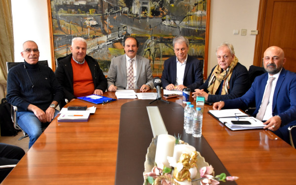 Λαιμός Πρεσπών: Υπεγράφη η σύμβαση με ανάδοχο για τις εγκαταστάσεις στη συνοριακή διέλευση Ελλάδας- Βόρειας Μακεδονίας