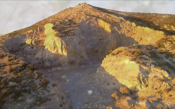 Ωραιόκαστρο: Λατομεία «πνίγουν» ιστορικά μνημεία - Για περιβαλλοντικό έγκλημα μιλά ο δήμος και απαντά με μηνύσεις