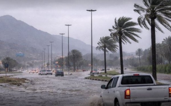 Νεκροί πέντε άνθρωποι στο Ομάν - Τα οχήματά τους παρασύρθηκαν από πλημμύρες
