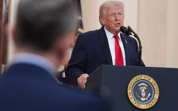 Ο Τραμπ και η επιχείρηση «Επική Οργή»: Ο πόλεμος κατά του Ιράν, οι θριαμβευτικές δηλώσεις και η δυσαρέσκεια των Αμερικανών