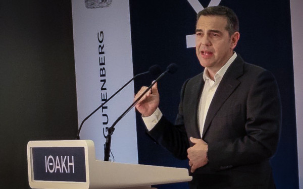 Αλέξης Τσίπρας: Σκληρή επίθεση αλλά και στις προοδευτικές δυνάμεις