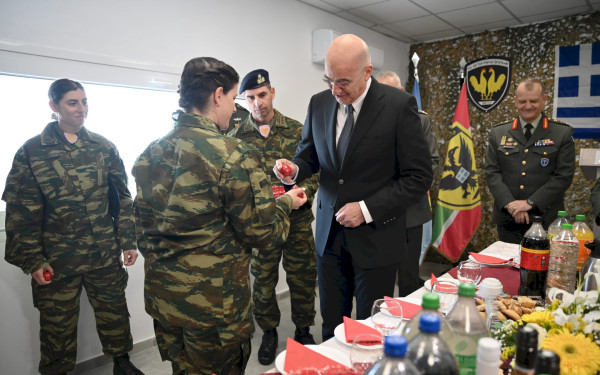 Ν. Δένδιας: Eυχές για το Πάσχα από το επιτηρητικό φυλάκιο «126» στον Έβρο